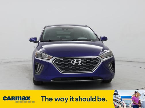 2020 Hyundai IONIQ Hybrid SE