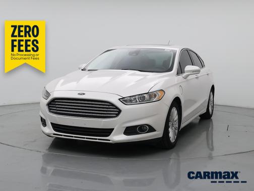 White 2016 Ford Fusion Energi SE