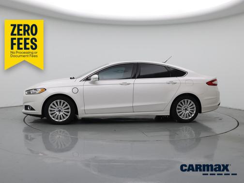 White 2016 Ford Fusion Energi SE