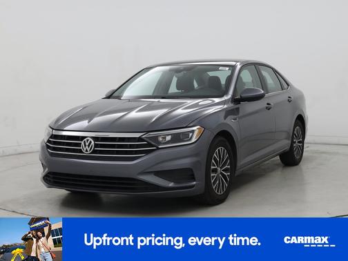 Gray 2019 Volkswagen Jetta SEL