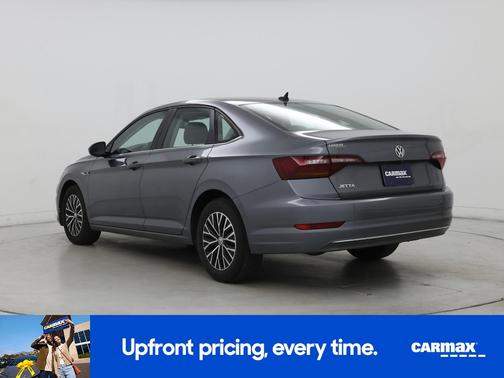 Gray 2019 Volkswagen Jetta SEL