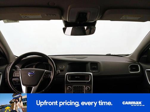 White 2015 Volvo V60 T5 Platinum
