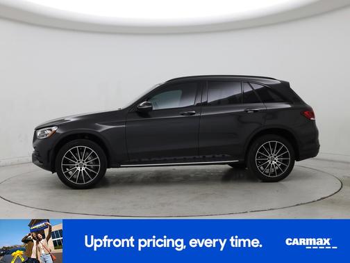 Gray 2022 Mercedes-Benz GLC 300
