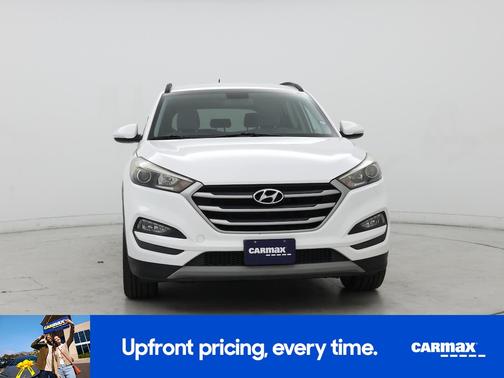White 2017 Hyundai TUCSON Sport