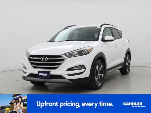 White 2017 Hyundai TUCSON Sport