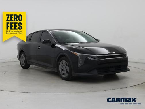 Black 2025 Kia K4 LX