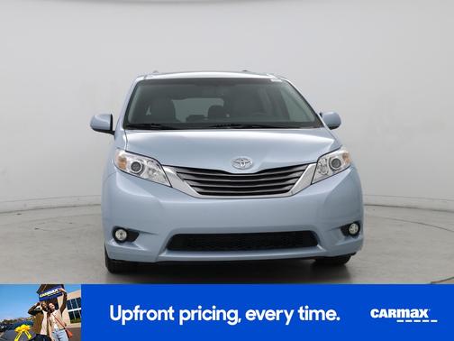 Blue 2017 Toyota Sienna XLE