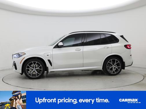 White 2021 BMW X5 PHEV XDrive45e