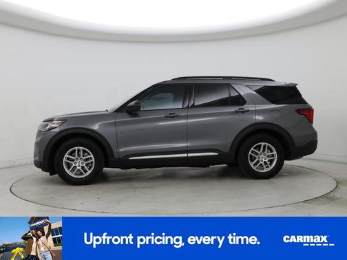Gray 2025 Ford Explorer Active