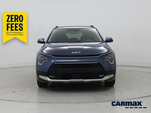 Blue 2023 Kia Niro SX