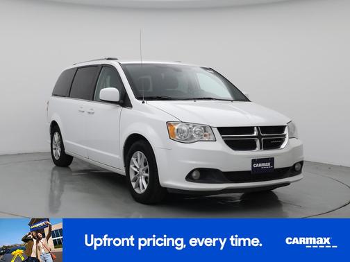 White 2019 Dodge Grand Caravan SXT