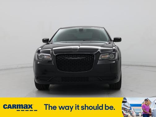 2021 Chrysler 300 Touring