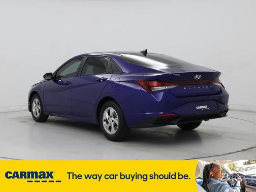 2023 Hyundai ELANTRA SE