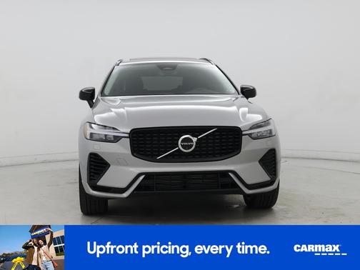 2024 Volvo XC60 Recharge Plug-In Hybrid T8 Plus Dark Theme