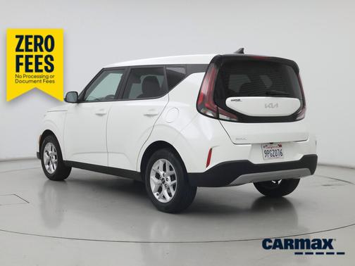White 2025 Kia Soul S