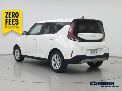 White 2025 Kia Soul S