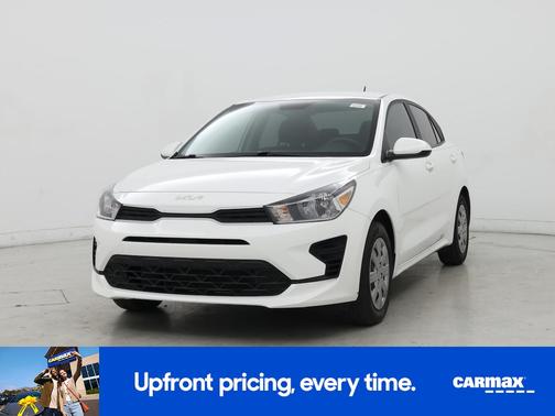 White 2023 Kia Rio LX