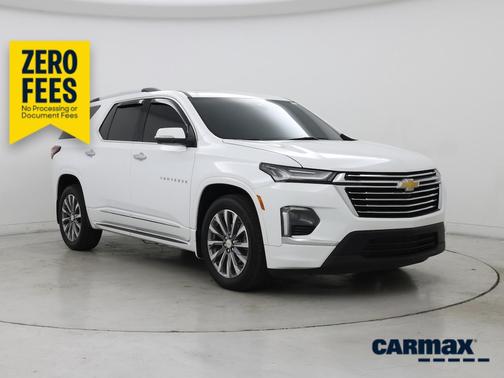 White 2023 Chevrolet Traverse Premier
