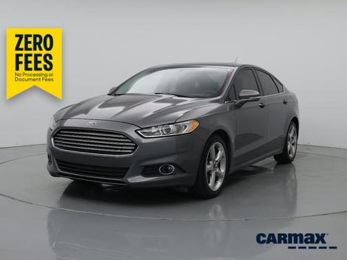Gray 2014 Ford Fusion SE