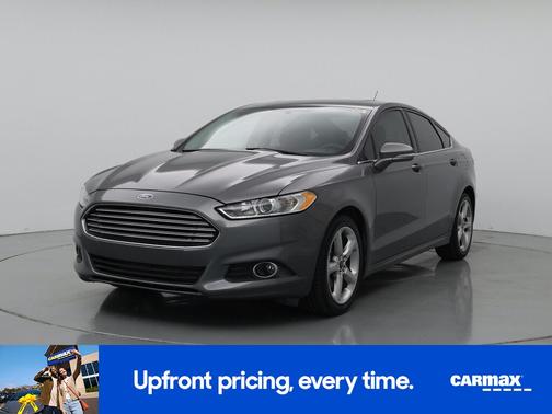 Gray 2014 Ford Fusion SE