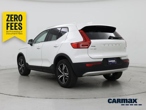White 2023 Volvo XC40 B4 Plus Bright Theme