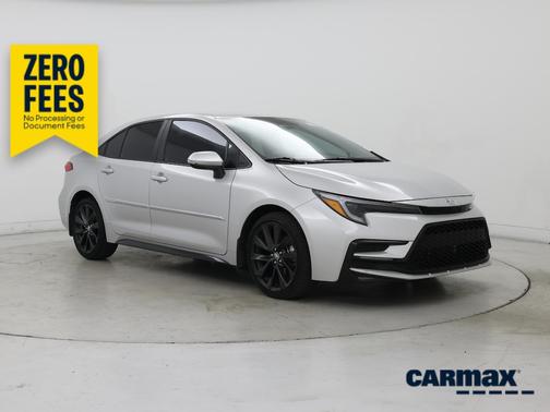 Silver 2023 Toyota Corolla SE