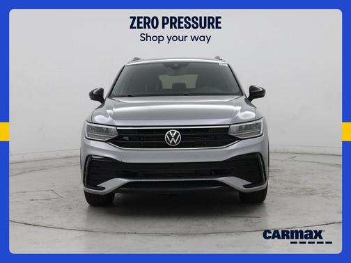 Gray 2023 Volkswagen Tiguan SE R-Line Black