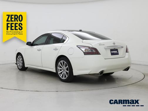 White 2014 Nissan Maxima SV