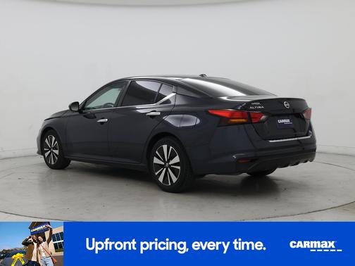 Gray 2022 Nissan Altima SV