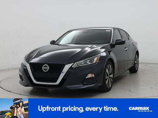 Gray 2022 Nissan Altima SV
