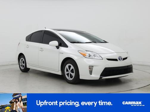 White 2015 Toyota Prius Three