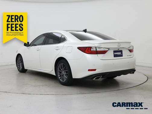 White 2018 Lexus ES 350