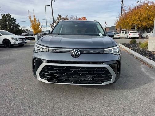 2025 Volkswagen Taos 1.5T SEL