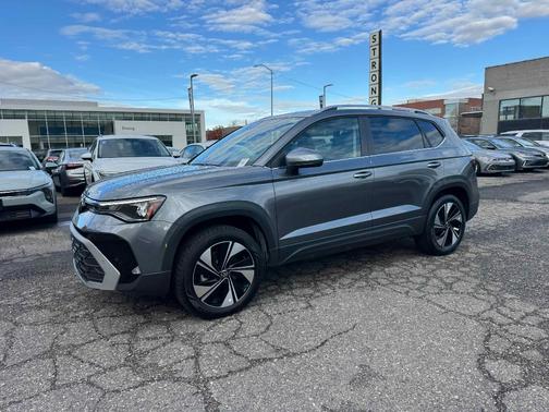 2025 Volkswagen Taos 1.5T SE