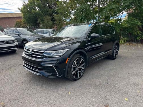 2022 Volkswagen Tiguan 2.0T SEL R-Line