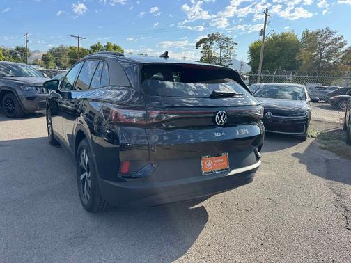 2025 Volkswagen ID.4 Pro