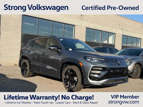 2025 Volkswagen Tiguan 2.0T SE R-Line Black