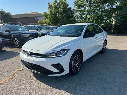 2025 Volkswagen Jetta 1.5T Sport