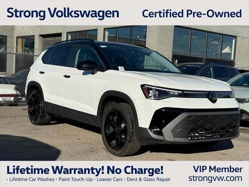 2025 Volkswagen Taos 1.5T SE Black