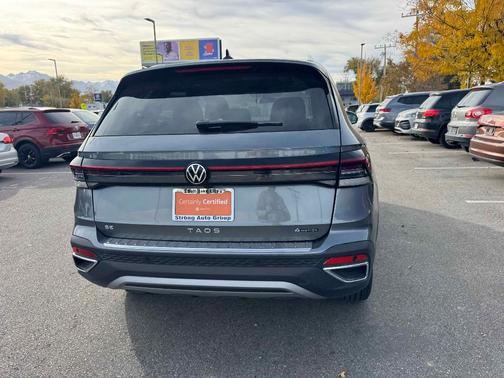 2025 Volkswagen Taos 1.5T SE