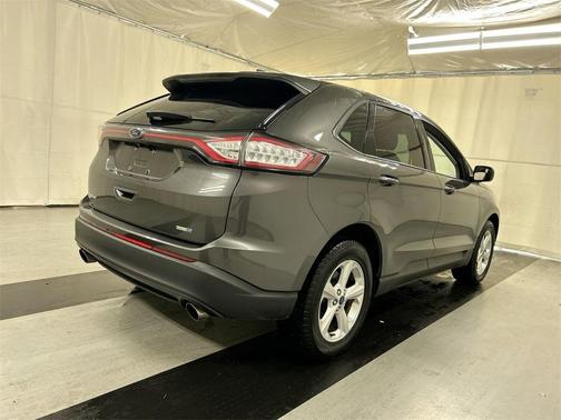 2018 Ford Edge SE