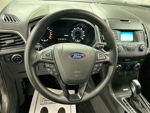 2018 Ford Edge SE