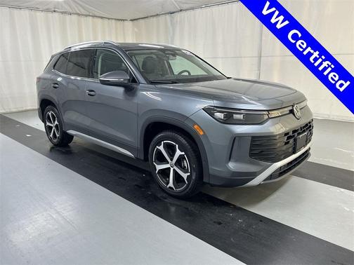 2025 Volkswagen Tiguan 2.0T SE