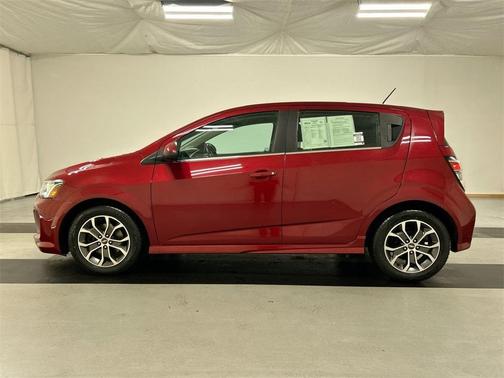 2017 Chevrolet Sonic LT