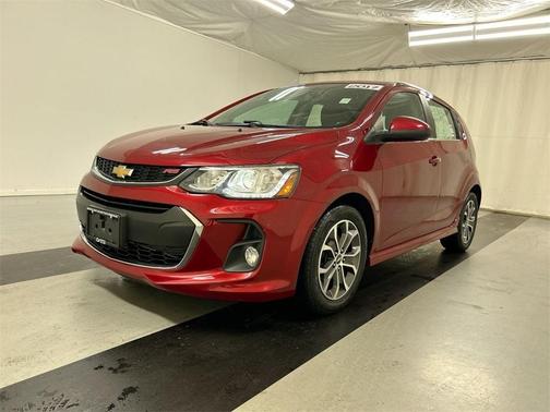2017 Chevrolet Sonic LT