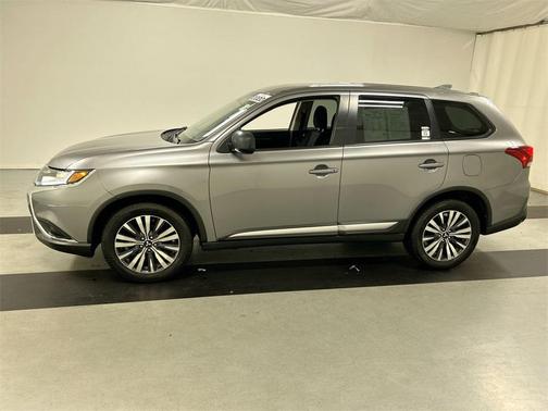 2020 Mitsubishi Outlander ES