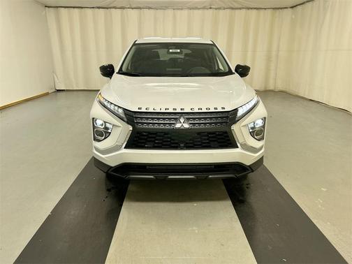 2026 Mitsubishi Eclipse Cross LE