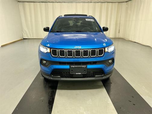 2024 Jeep Compass Latitude Lux