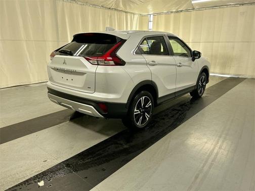 2026 Mitsubishi Eclipse Cross SE