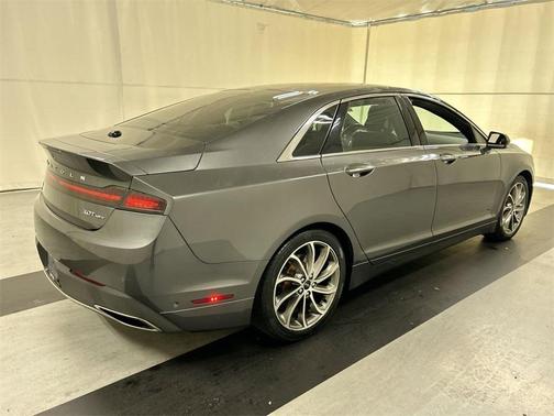 2017 Lincoln MKZ Reserve